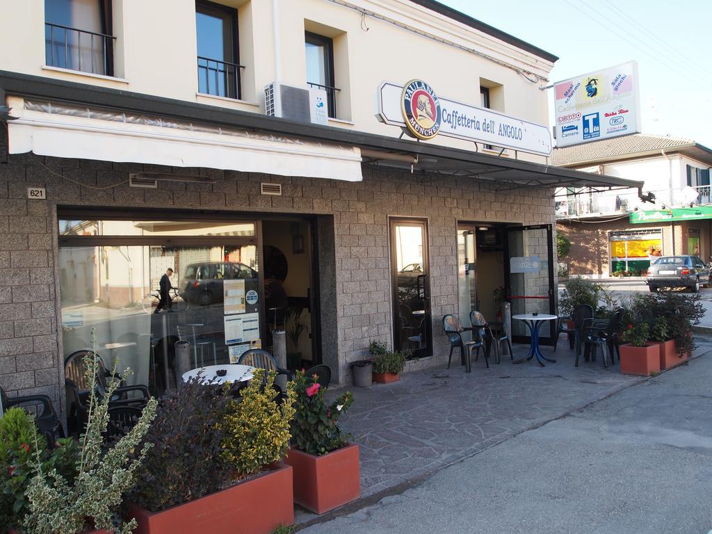 Caffetteria Dell'Angolo Hotell Borghetto Secondo Eksteriør bilde